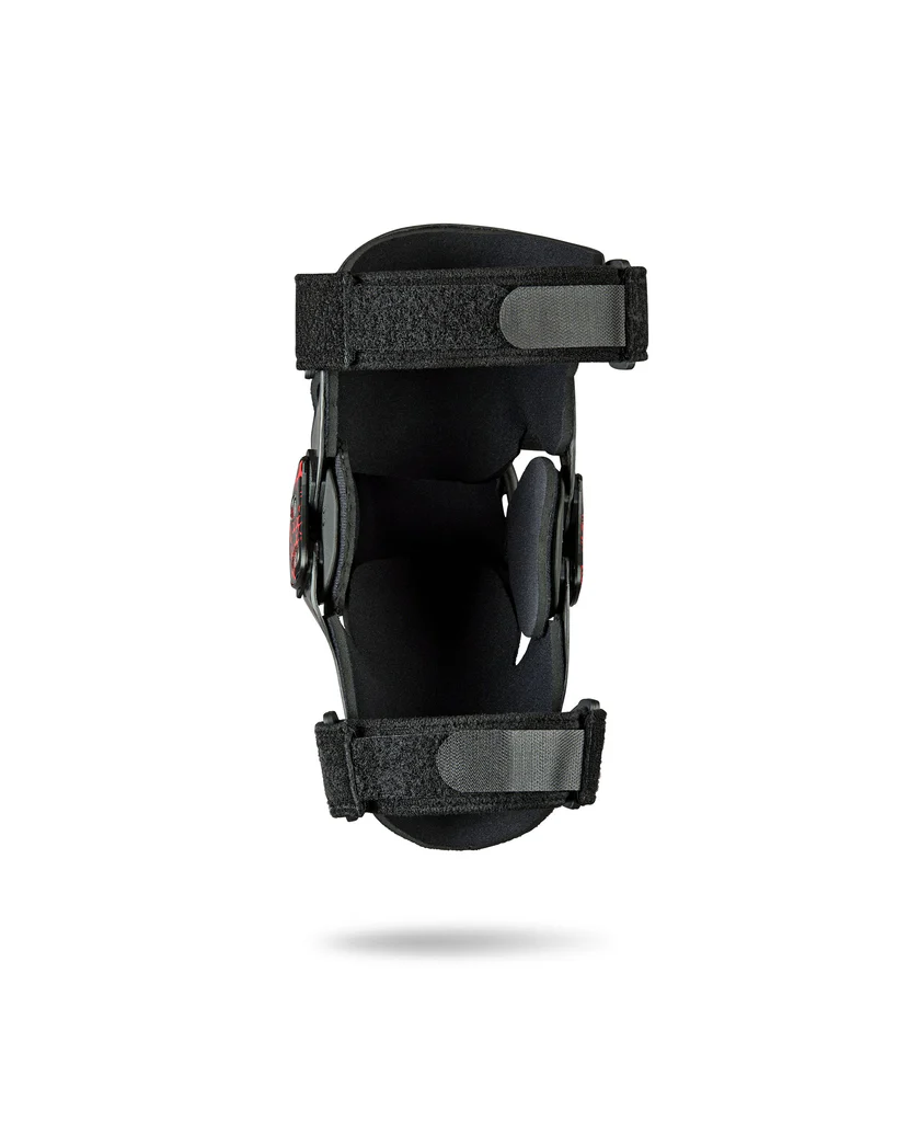 MICRO_CARBON_BACK_3_2_1024x1024