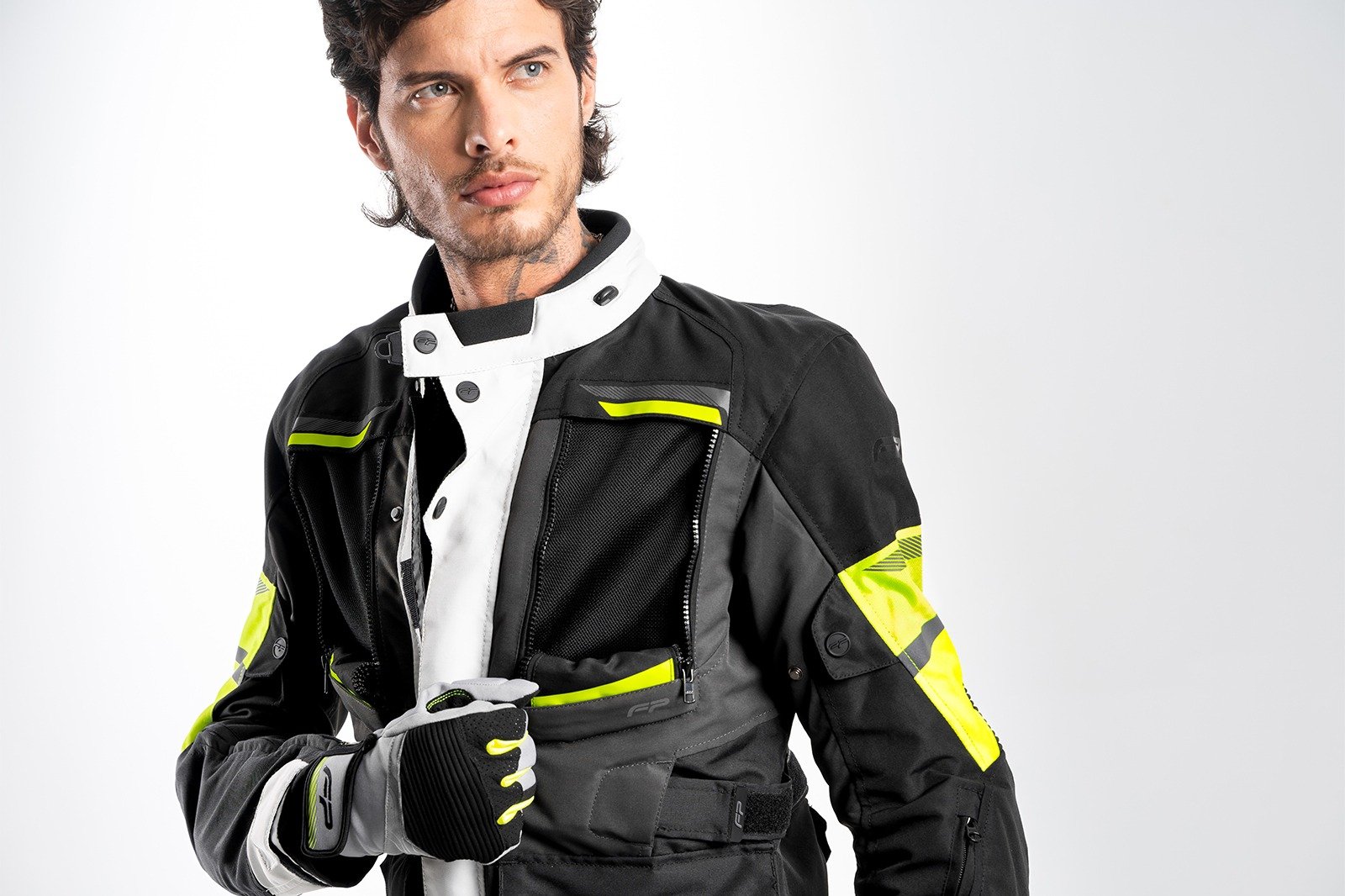 chaquetas_patagonia_touring_negro_10