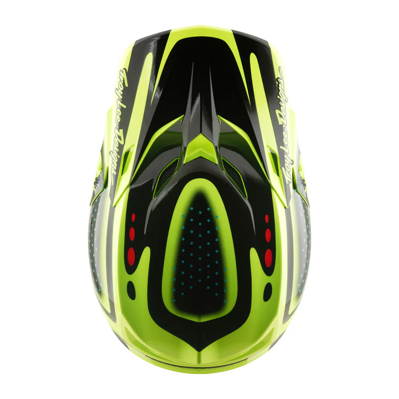 TLD_M26D1_SE5_POLY_THELINE_FLOYELLOW_08
