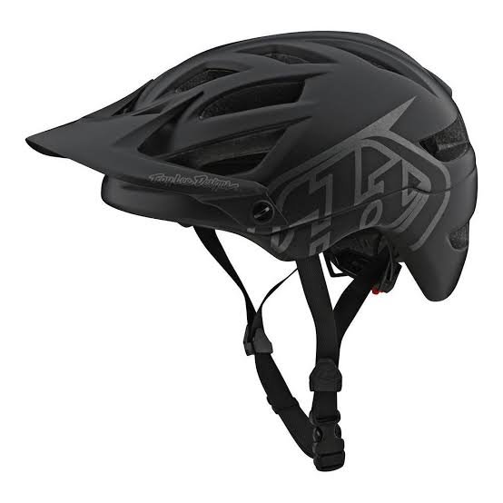 CASCO A1 MIPS CLASSIC BLACK