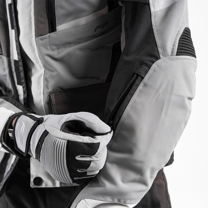 Protecciones en codos de la chaqueta FP Patagonia Gris